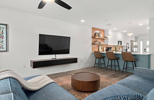 Cape Caneveral Beach Gardens House | Modern Townhome I 3 Minute Walk the Beach I Patio/Grill I Beach Gear I Sun Deck