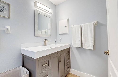 Englewood East Villa | Modern Vacation Home Next to SW Florida Beach - kid Friendly- POOL+HOT TUB