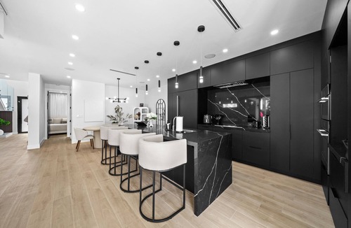 Liberty City Villa | Modern Zen Oasis in Design District Sleeps 16