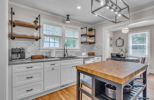 Greenville House | Monthly 2BR, Firepit, Fenced Yard, Workspace
