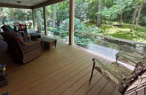 Hiawassee Cabin | Moolian Creekfront Cabin - Blue Ridge Mountains