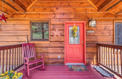 Wears Valley House | Moonlight Magic Cabin