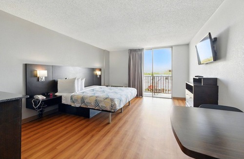 Eagan Park Hotel | Motel 6 Atlanta, GA - Atlanta Airport