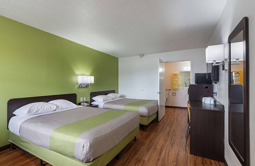 Tyner Hotel | Motel 6 Chattanooga, TN