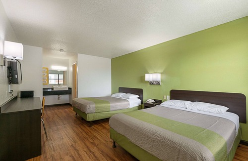 Tyner Hotel | Motel 6 Chattanooga, TN