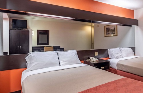 Downtown Chattanooga Hotel | Motel 6 Chattanooga, TN - Downtown
