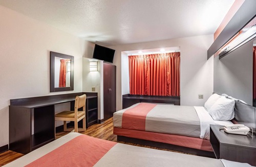 Downtown Chattanooga Hotel | Motel 6 Chattanooga, TN - Downtown