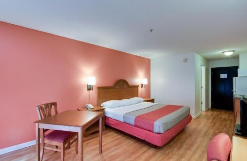 Hinesville Hotel | Motel 6-Hinesville, GA