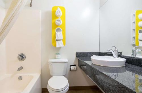Church Street Hotel | Motel 6-Jonesboro, GA