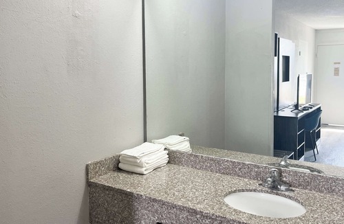 Lugoff Hotel | Motel 6 Lugoff, SC