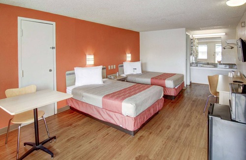 Union City Hotel | Motel 6 Union City, GA - Atlanta Airport