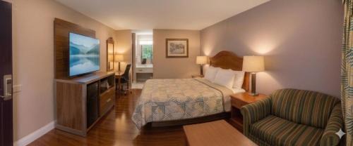 Madisonville Hotel | Motor Inns Of America