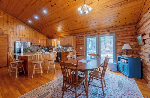 Ironto Cabin | Mount Tabor Hideaway