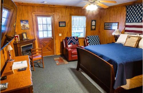Clayton Hotel | Mountain Aire Cottages, Inn & Glamping