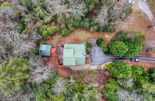 Blairsville Cabin | Mountain Bearadise - Mountain views and privacy! 3 BR, 2 BA Cabin