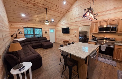 Whittier Cabin | Mountain Due | Cozy, Private & Perfectly Located