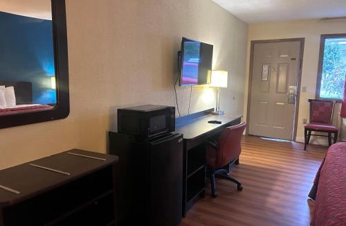 Dayton Hotel | Mountain Inn Dayton