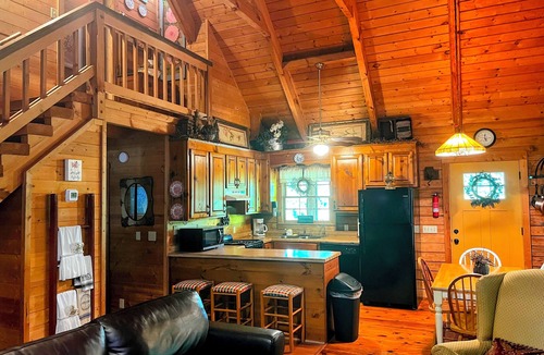 Warm Springs Hotel | Mountain Top Inn and Resort