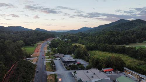 Dillard Hotel | Mountain Valley Inn