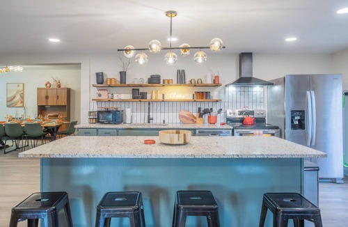 Seymour House | Mountain Vibes: Hot Tub/Dome/Mini Golf/Theater & Games/Pet Friendly/Large Yard