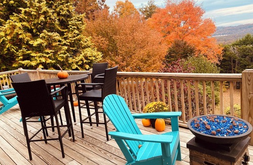 Hendersonville House | Mountain view, deck, sunroom, wood fireplace, dogs welcome!
