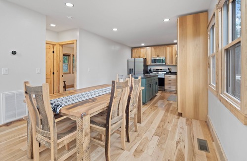 Lake Lure Cabin | Mountain View Lodge - Hot Tub, Game Room & Rumbling Bald Access, Sleeps 11