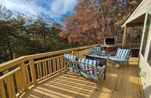 Lake Lure House | Mountain View Villa