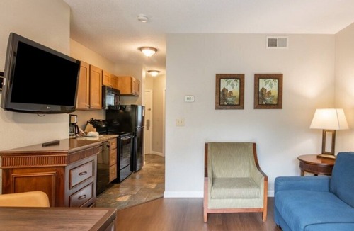 Gatlinburg Villa | MountainLoft™ - 1 Bedroom Deluxe Villa