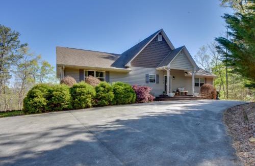 Lakemont House | Mtn Views, Game Room, Hot Tub! Lakemont Retreat