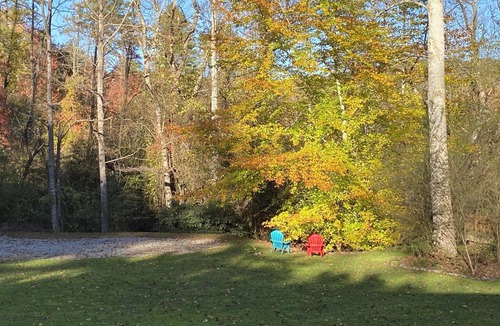 Pisgah Forest House | Mulberry House, privacy and comfort in sought after Pisgah Forest