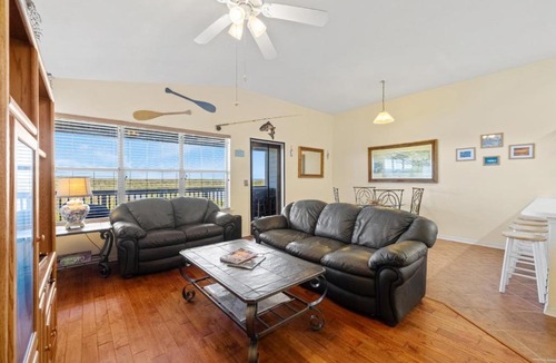 Cedar Key House | Mullet Manor Old Fenimore Condo