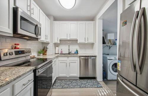 Murray Hill House | Murray Hill Bungalow