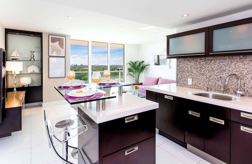 Coconut Grove Apartment | MVR - Miami's Most Exclusive Stay-Revealed