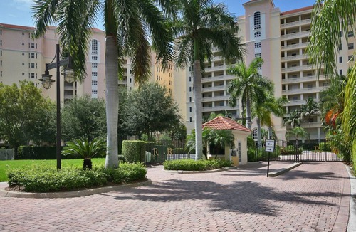 Vanderbilt Beach Condo | "My favorite apartment in Naples!"