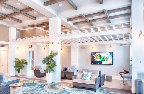 Surfside Beach Resort | Myrtle Beach | Relaxing Golf Retreat | Pool + Golf