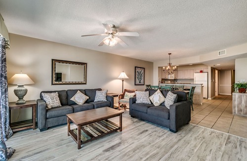 Crescent Beach Condo | Myrtle Beach Spring Escape | Poolside Views | CS N702