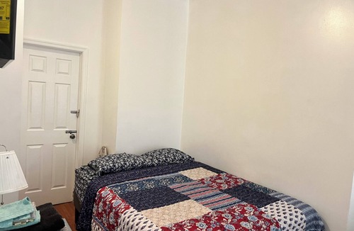 Olney-Oak Lane House | N1. north Philadelphia quiet one room, shared house , 2 bathrooms,kitchen