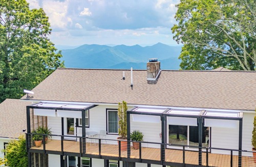 Scaly Mountain Apartment | Nantahala | Highlands Lodge | Private Balcony