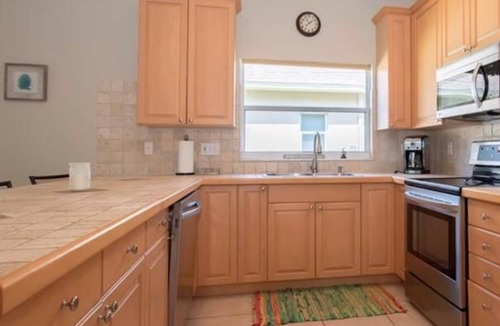 Naples Park House | Naples Beaches Await You in This Lovely Immaculate Home!
