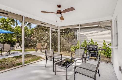 Naples Park House | Naples Beachwalk