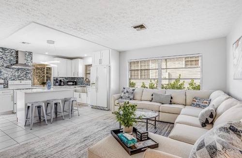Naples Park House | Naples Beachwalk