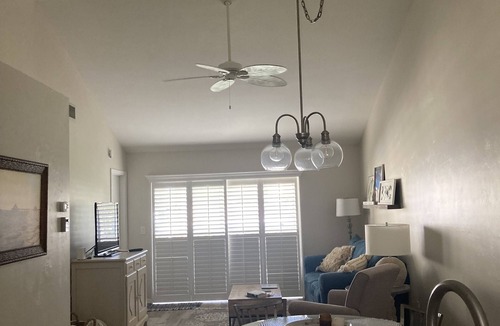 Crown Pointe Condo | Naples condo in quiet neighborhood