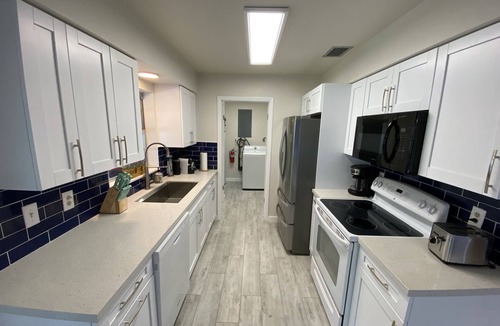 Naples Park House | Naples-Vanderbilt beach house <1 mile to beach