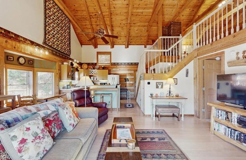 Foscoe House | Napping Bear Cabin
