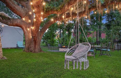 Homosassa House | Nature Coast Getaway #2 - Comfy 2 Bedroom