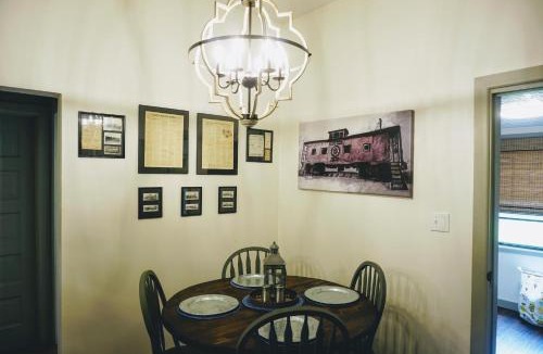 Hernando House | Nature Coast Rail House