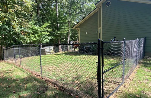 Douglasville House | Nature Lover's Retreat - Cozy Bedroom in Douglasville