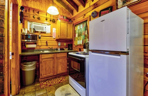 Cherokee Cabin | Nature's Landing Cabin at Panther Creek