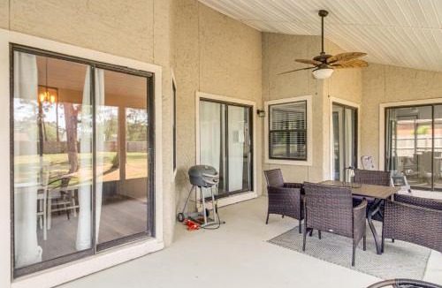 Navarre House | Navarre Home w/Game Area + Mini Golf Course!