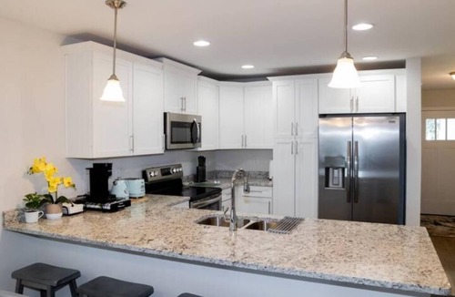 Northside House | Near Airport & Beach Fully Fenced House
